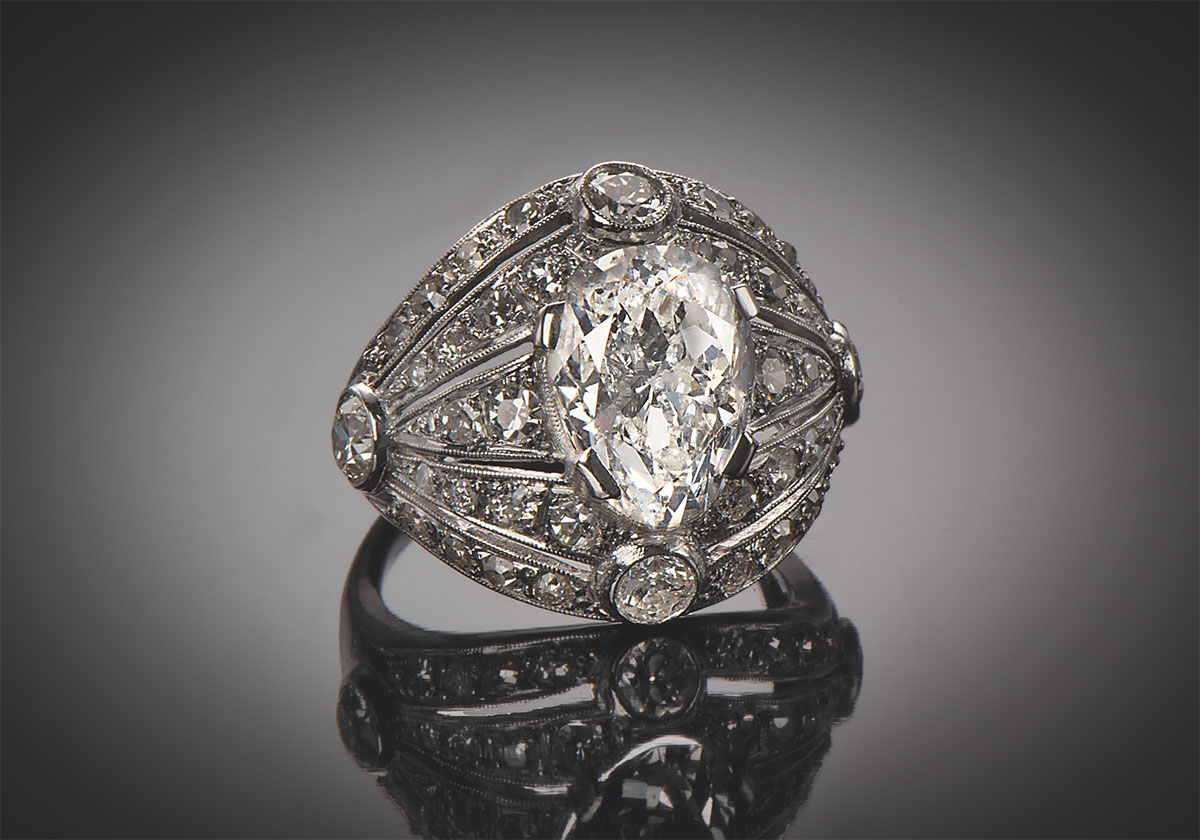 Bague, platine, diamants, vers 1930 ©G. Riondet