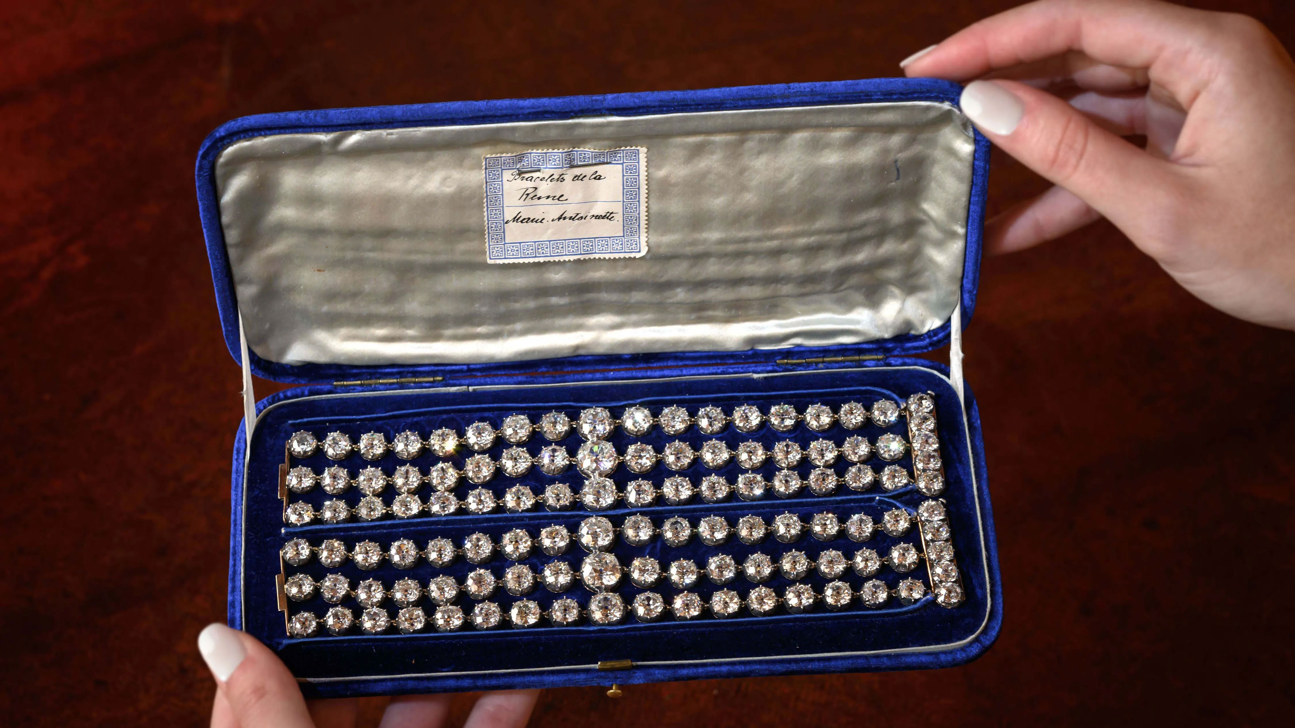 Les bracelets de Marie-Antoinette